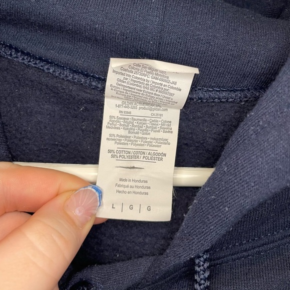 VANCOUVER HOODIE - Picture 2 of 3